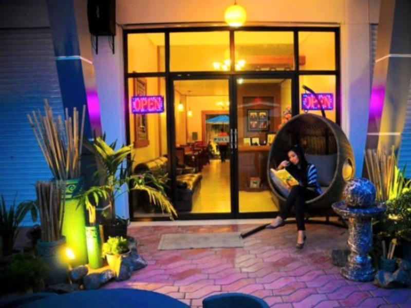 Lawaan Garden Inn Рохас Сити Екстериор снимка